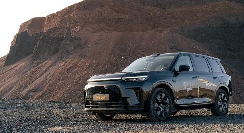 山河为证,荣誉加冕,华为乾崑助传